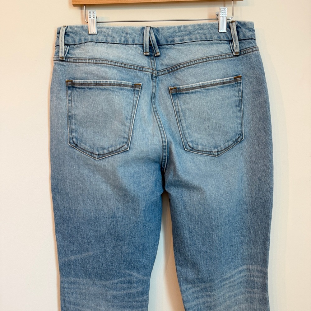 Good American Distressed High Rise Straight Leg Jeans Women 10/30 Denim - Picture 13 of 13